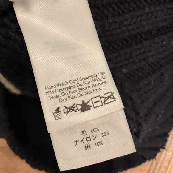 Eddie Bauer Navy Blue Snowflake Sweater - Picture 4 of 6